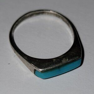 Silver & Turquoise color Ring Size 8